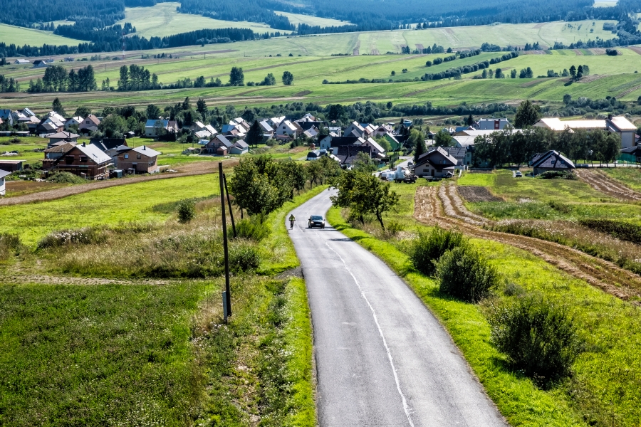 Train vs Rental Car in Slovakia – Which Is Better for Tourists
